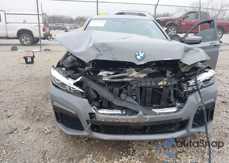 2022 BMW 750 I xDrive из США, поврежденный, VIN WBA7U2C07NCH64329